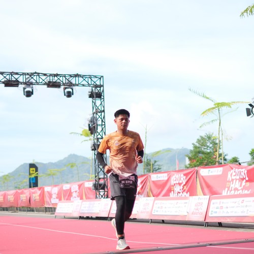 Race photo from KEDIRI HALF MARATHON 2026