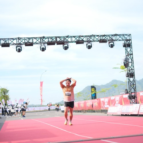 Race photo from KEDIRI HALF MARATHON 2026
