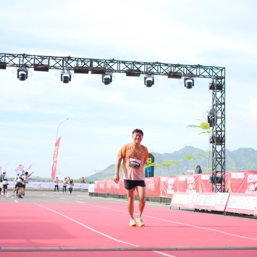 Race photo from KEDIRI HALF MARATHON 2026