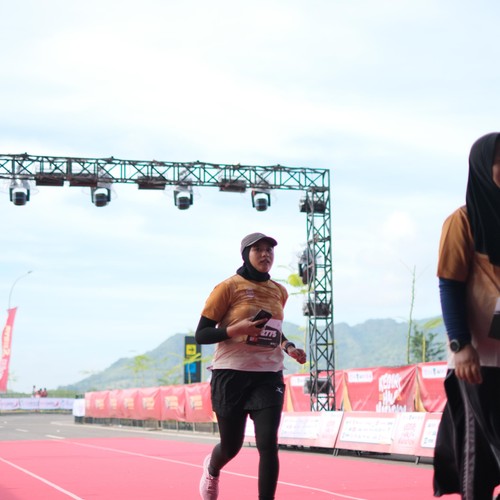 Race photo from KEDIRI HALF MARATHON 2026