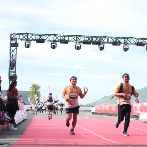 Race photo from KEDIRI HALF MARATHON 2026