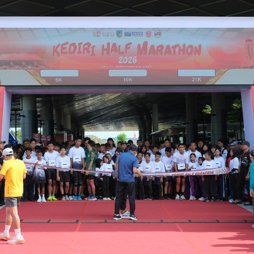 Race photo from KEDIRI HALF MARATHON 2026
