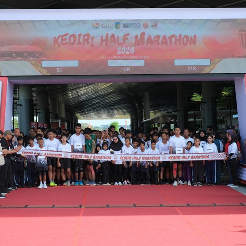 Race photo from KEDIRI HALF MARATHON 2026