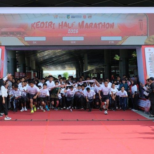 Race photo from KEDIRI HALF MARATHON 2026