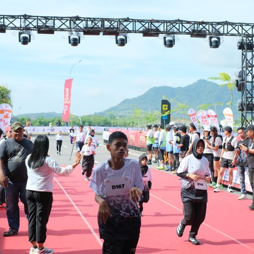 Race photo from KEDIRI HALF MARATHON 2026