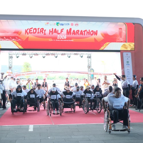 Race photo from KEDIRI HALF MARATHON 2026