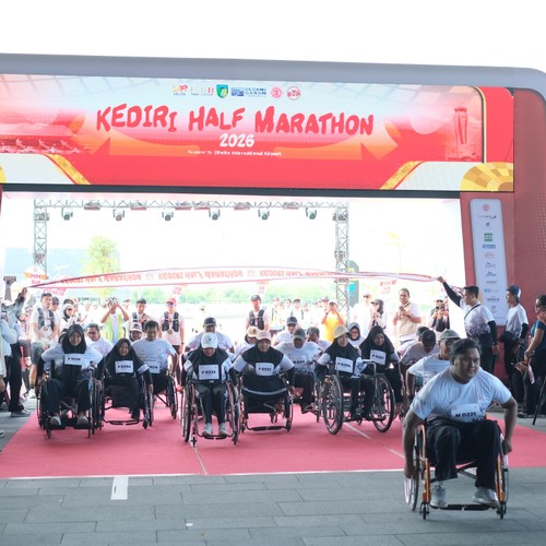 Race photo from KEDIRI HALF MARATHON 2026