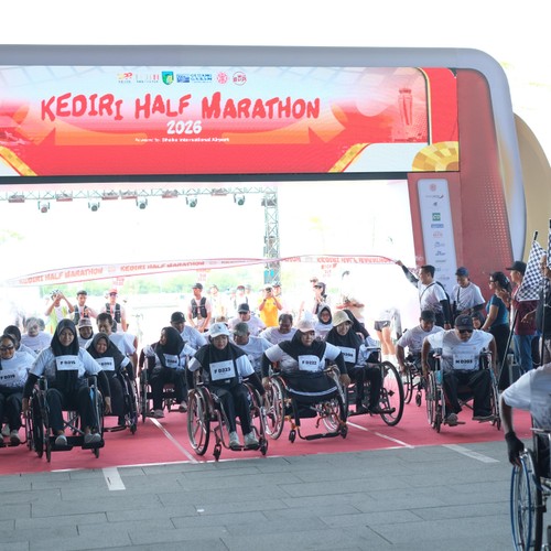 Race photo from KEDIRI HALF MARATHON 2026