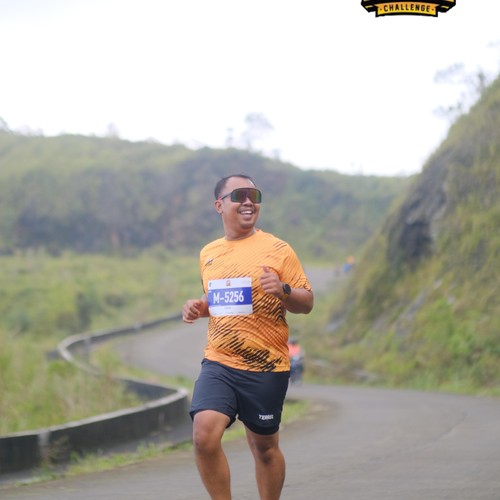 Race photo from KELUD VERTICAL CHALLENGE 2025
