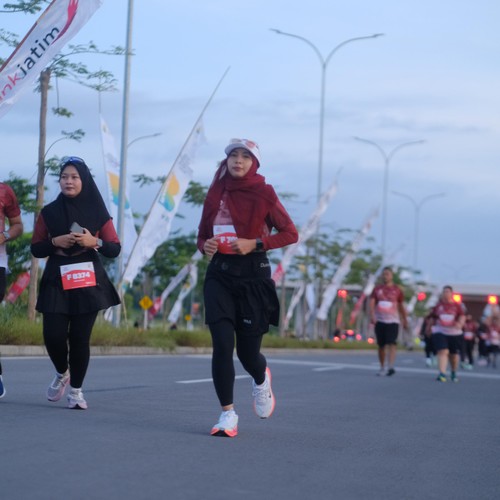 Race photo from KEDIRI HALF MARATHON 2026