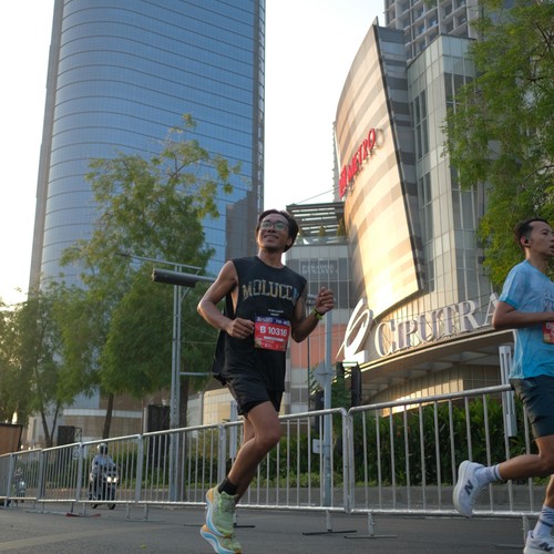 Race photo from SURABAYA ISOPLUS MARATHON 2026