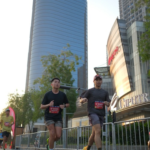 Race photo from SURABAYA ISOPLUS MARATHON 2026