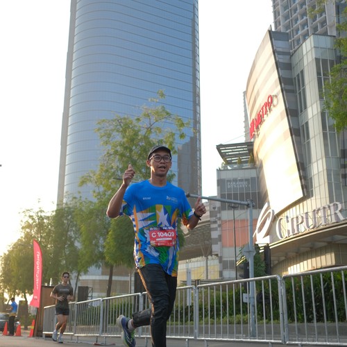 Race photo from SURABAYA ISOPLUS MARATHON 2026