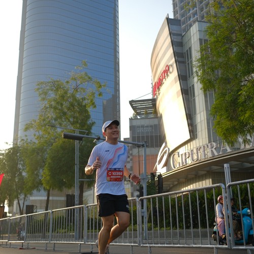 Race photo from SURABAYA ISOPLUS MARATHON 2026