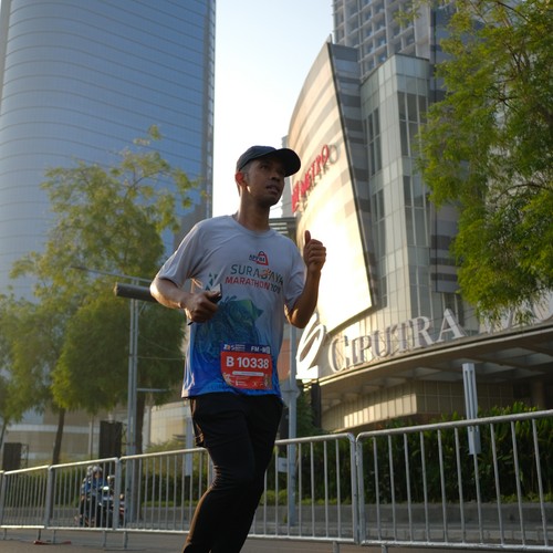 Race photo from SURABAYA ISOPLUS MARATHON 2026