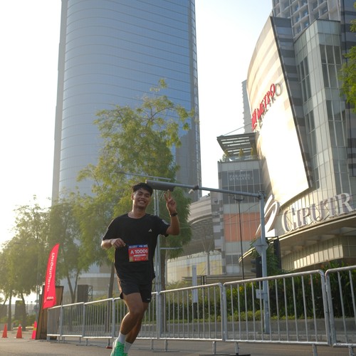 Race photo from SURABAYA ISOPLUS MARATHON 2026