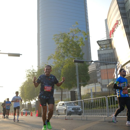 Race photo from SURABAYA ISOPLUS MARATHON 2026