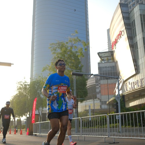 Race photo from SURABAYA ISOPLUS MARATHON 2026