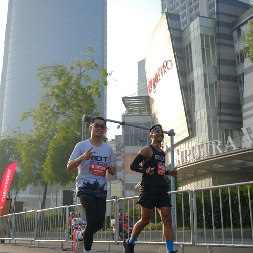 Race photo from SURABAYA ISOPLUS MARATHON 2026
