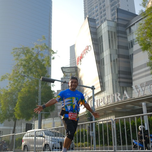 Race photo from SURABAYA ISOPLUS MARATHON 2026