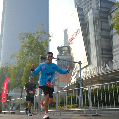 Race photo from SURABAYA ISOPLUS MARATHON 2026