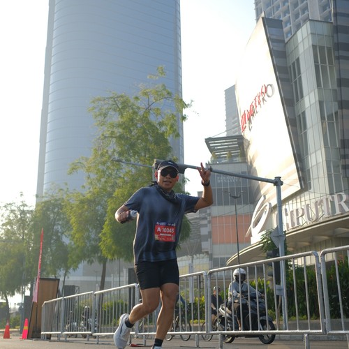 Race photo from SURABAYA ISOPLUS MARATHON 2026