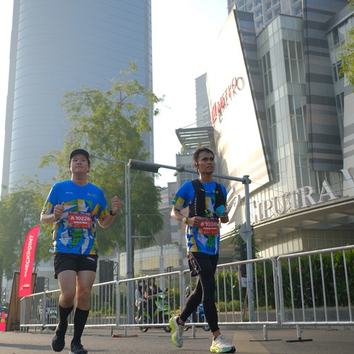 Race photo from SURABAYA ISOPLUS MARATHON 2026