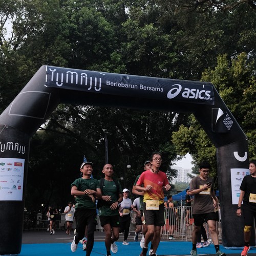 Race photo from Yumaju Berlebarun Besama ASICS