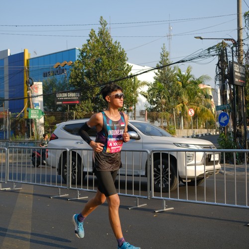 Race photo from SURABAYA ISOPLUS MARATHON 2026