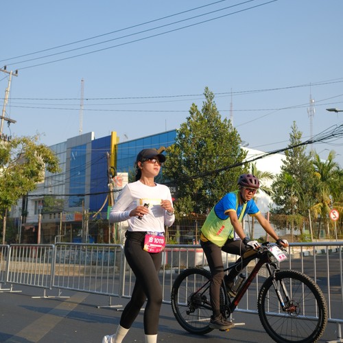 Race photo from SURABAYA ISOPLUS MARATHON 2026