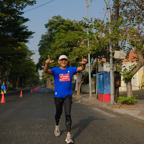 Race photo from SURABAYA ISOPLUS MARATHON 2026