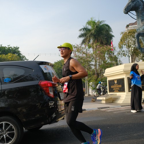 Race photo from SURABAYA ISOPLUS MARATHON 2026