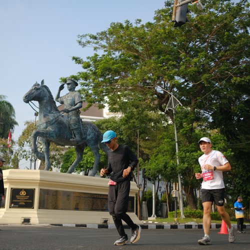 Race photo from SURABAYA ISOPLUS MARATHON 2026