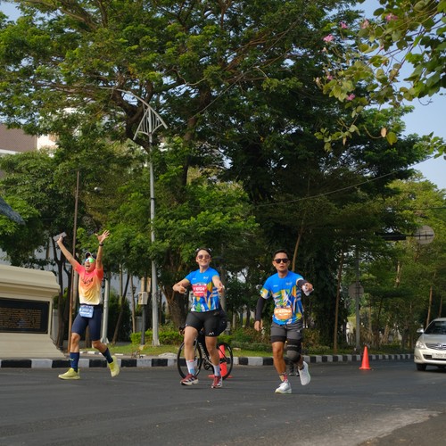 Race photo from SURABAYA ISOPLUS MARATHON 2026