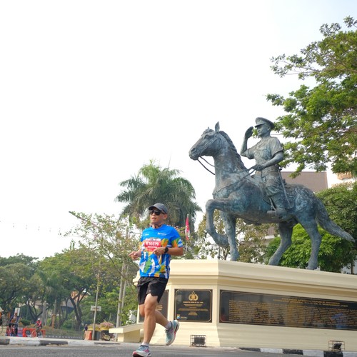 Race photo from SURABAYA ISOPLUS MARATHON 2026