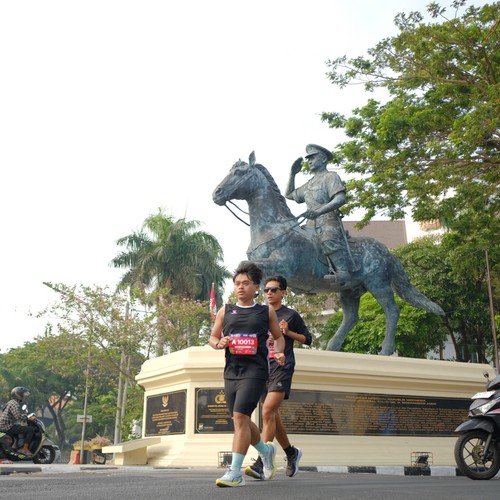 Race photo from SURABAYA ISOPLUS MARATHON 2026