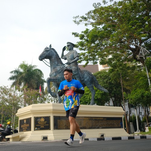 Race photo from SURABAYA ISOPLUS MARATHON 2026