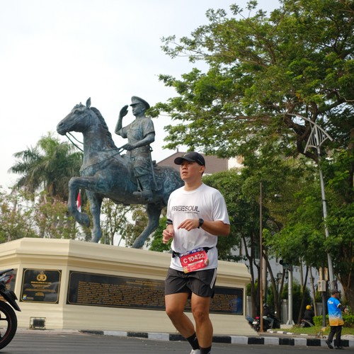 Race photo from SURABAYA ISOPLUS MARATHON 2026