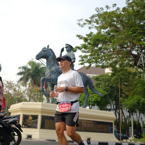 Race photo from SURABAYA ISOPLUS MARATHON 2026