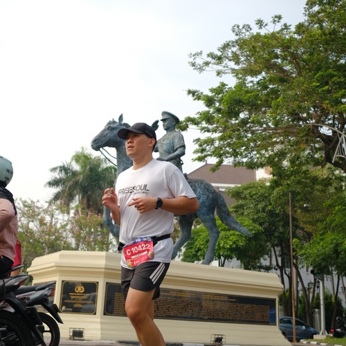 Race photo from SURABAYA ISOPLUS MARATHON 2026