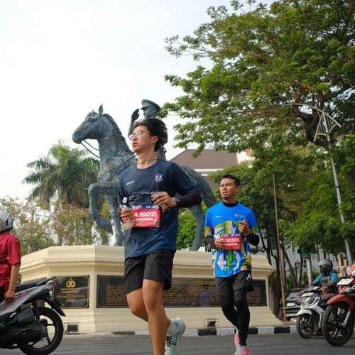 Race photo from SURABAYA ISOPLUS MARATHON 2026