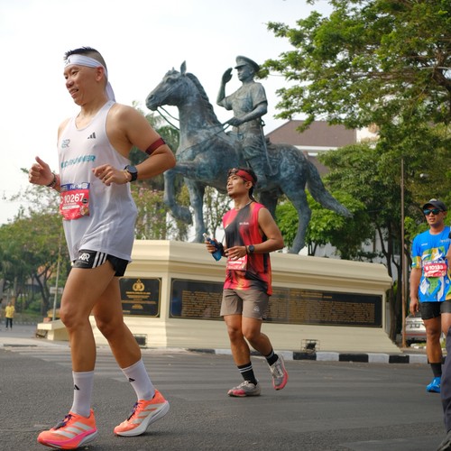 Race photo from SURABAYA ISOPLUS MARATHON 2026