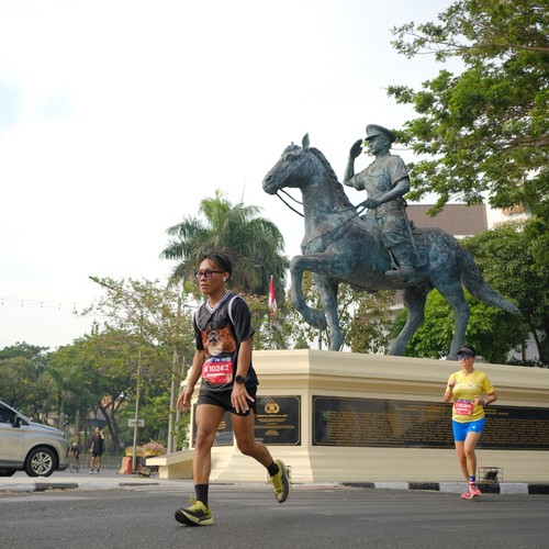 Race photo from SURABAYA ISOPLUS MARATHON 2026