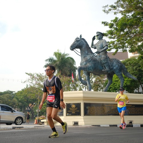 Race photo from SURABAYA ISOPLUS MARATHON 2026