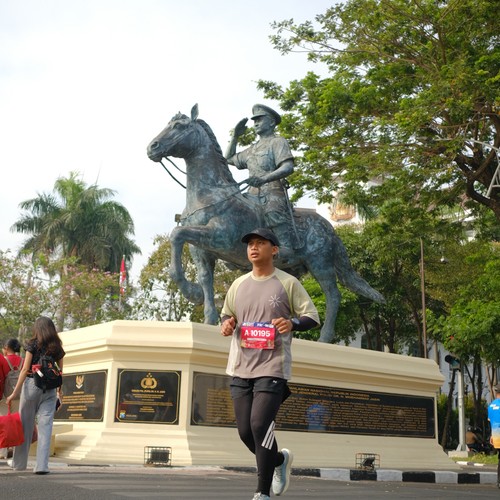 Race photo from SURABAYA ISOPLUS MARATHON 2026