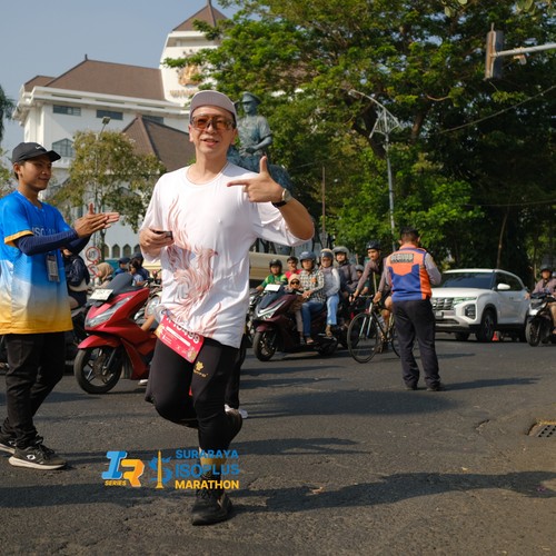 Race photo from SURABAYA ISOPLUS MARATHON 2026