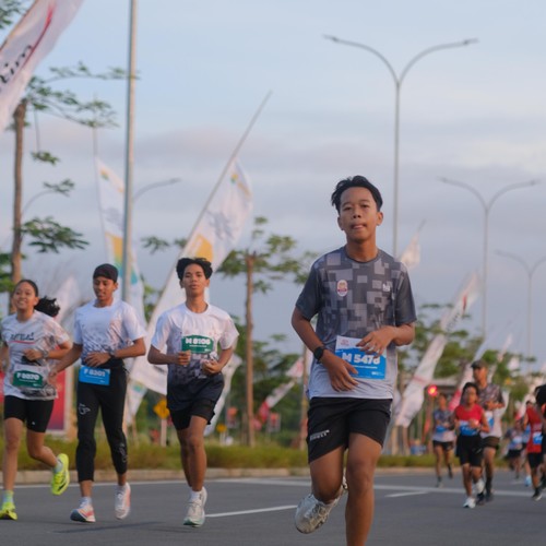 Race photo from KEDIRI HALF MARATHON 2026