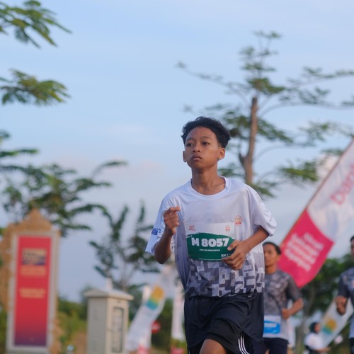 Race photo from KEDIRI HALF MARATHON 2026