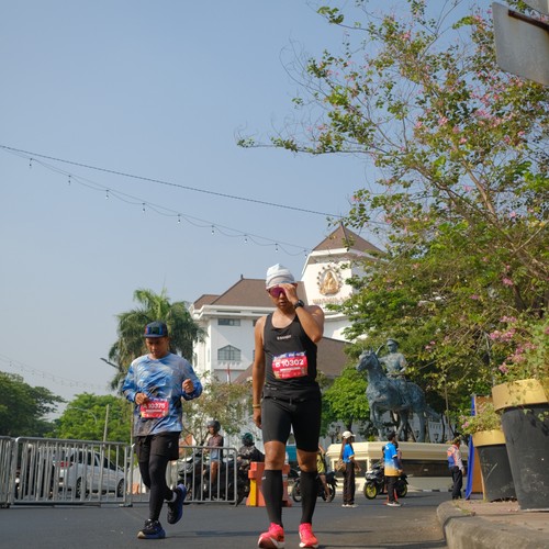 Race photo from SURABAYA ISOPLUS MARATHON 2026