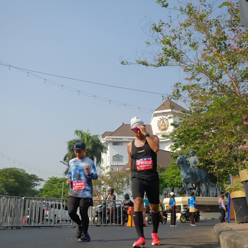 Race photo from SURABAYA ISOPLUS MARATHON 2026